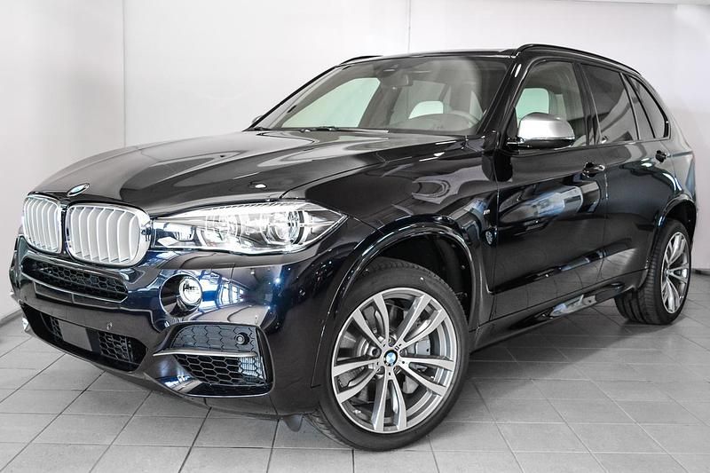 Usata BMW X5 Comfort Edition 381 CV (280 kW) 2017 Azuritnero metallizzato SUV