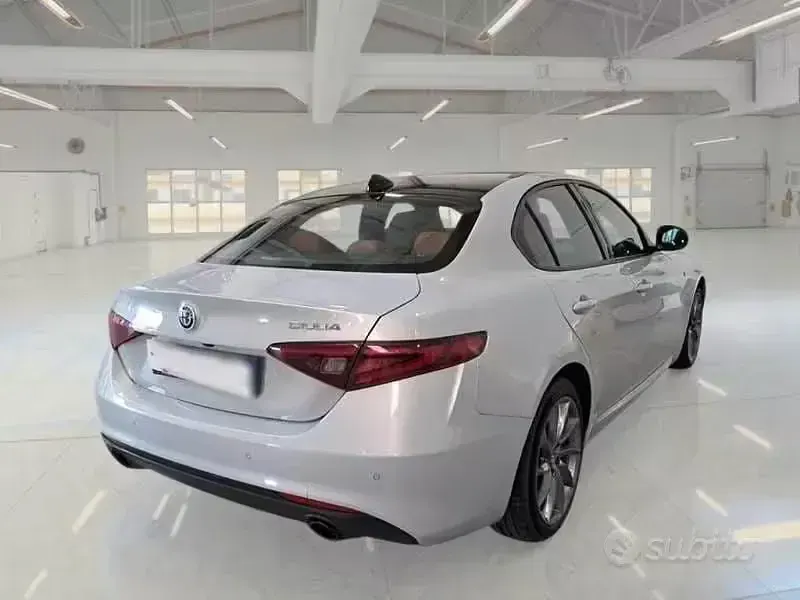 Usata Alfa Romeo Giulia Ti 190 CV (139 kW) 2022 Grigio Berlina