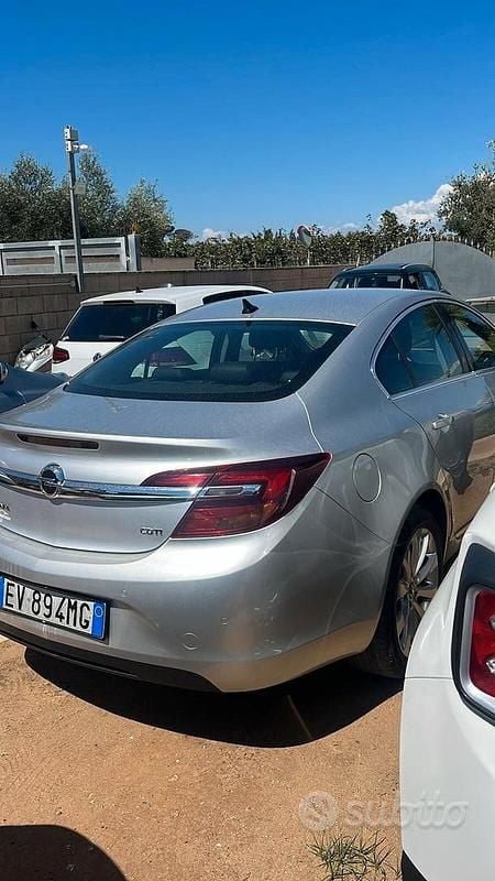 Usata Opel Insignia Cosmo 163 CV (119 kW) 2014 Grigio Berlina