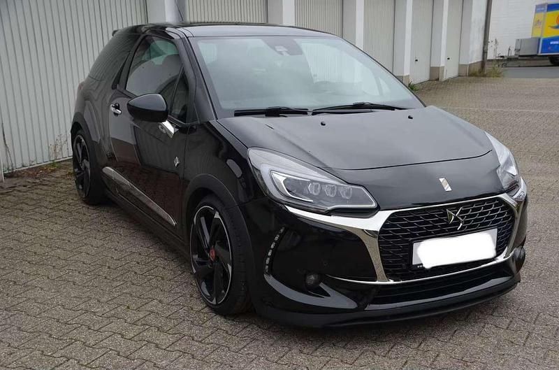 Usata DS Automobiles DS3 Performance 208 CV (152 kW) 2018 Nero Berlina