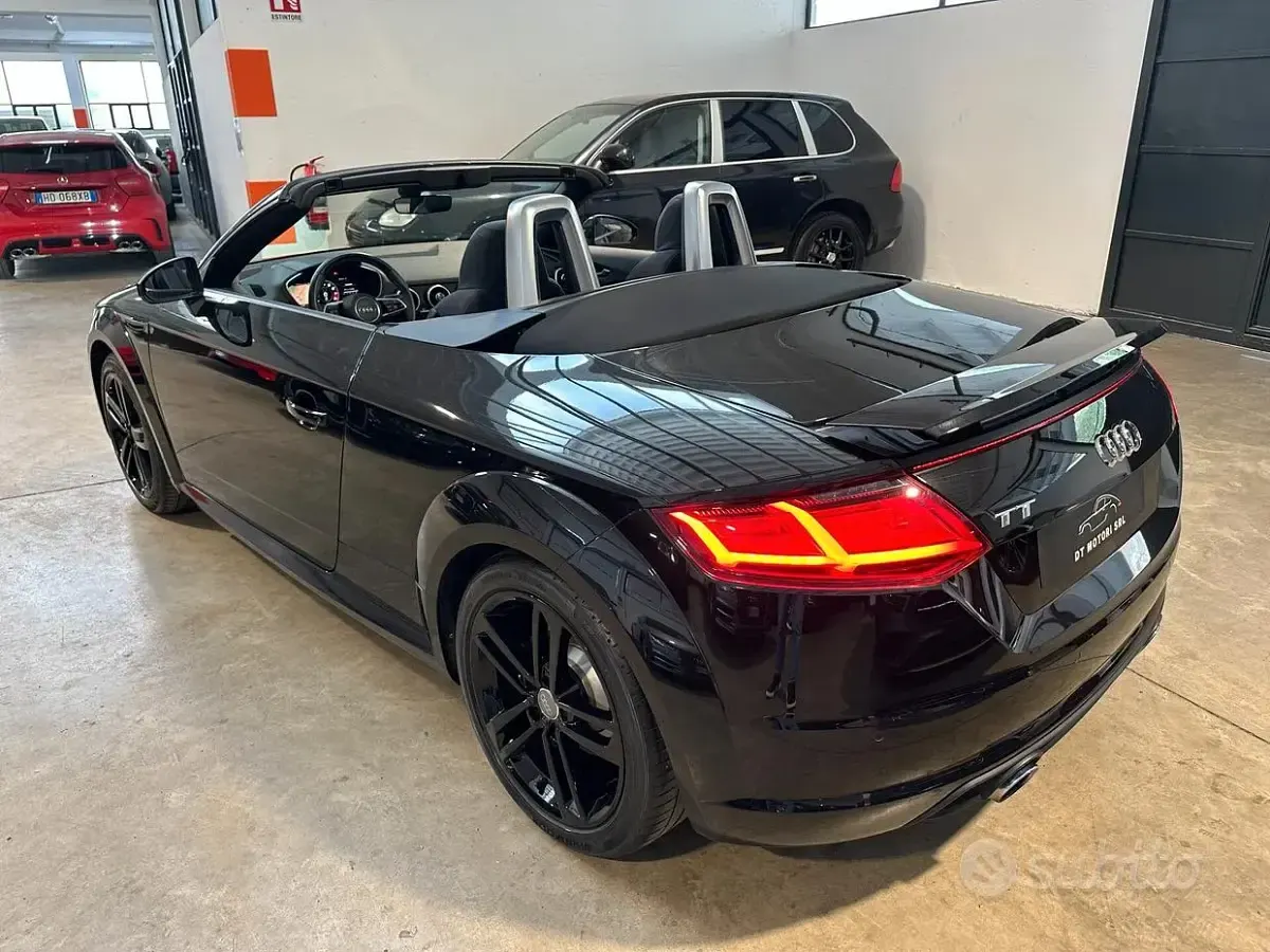 Usata Audi TT Roadster 230 CV (169 kW) 2015 Nero Cabrio