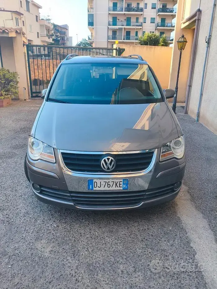 Usata VW Touran 105 CV (77 kW) 2007 Grigio Monovolume