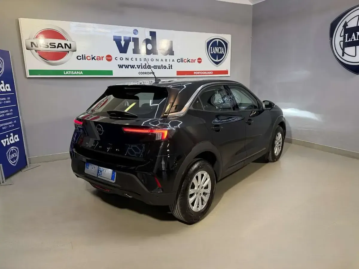 Usata Opel Mokka Edition 110 CV (80 kW) 2022 Nero SUV