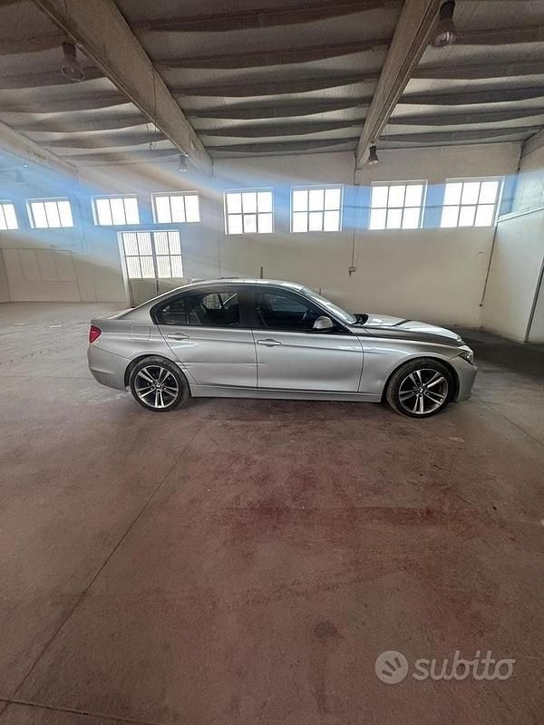 Usata BMW 318 2014 Berlina
