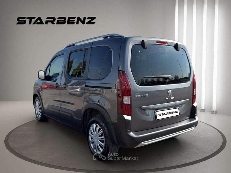 Usata Peugeot Rifter Allure 102 CV (75 kW) 2019 Grigio Monovolume