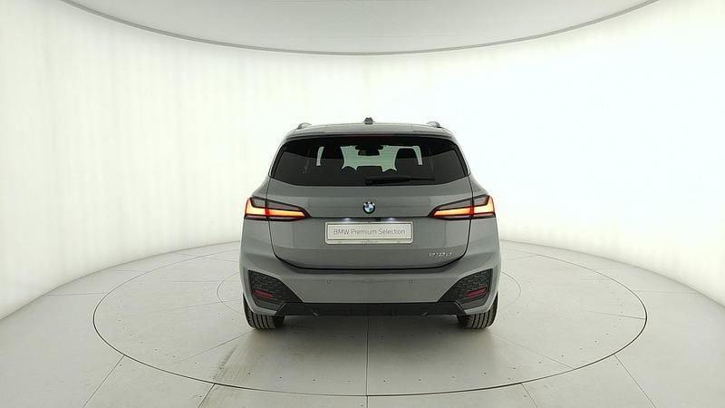 Usata BMW 218 Active Tourer M Sport 150 CV (110 kW) 2024 Skyscraper grey metallic Monovolume
