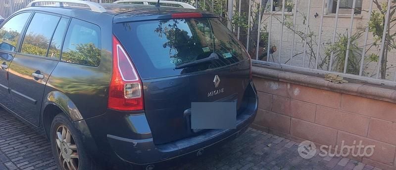 Usata Renault Mégane GrandTour Exception 106 CV (77 kW) 2008 Marrone Station wagon