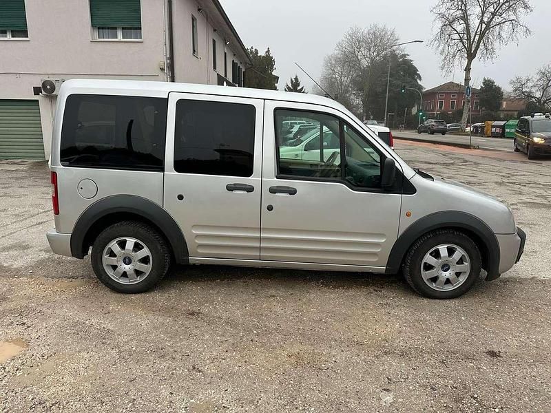Usata Ford Tourneo Connect 110 CV (80 kW) 2007 Grigio Monovolume