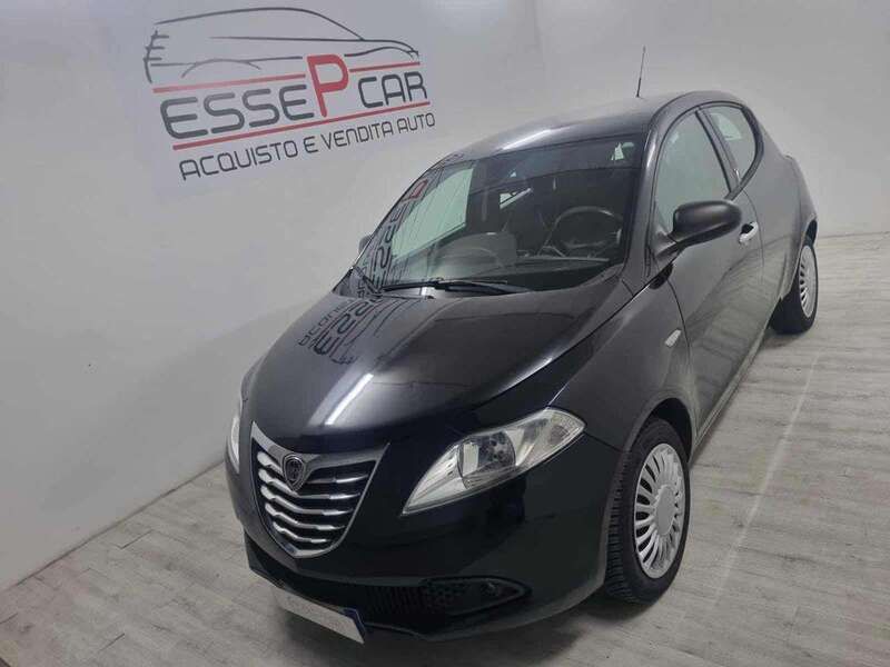 Usata Lancia Ypsilon S 95 CV (69 kW) 2014 Nero Utilitaria