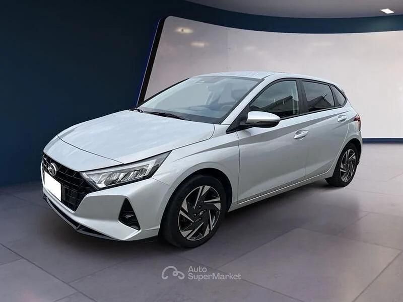 Usata Hyundai i20 84 CV (61 kW) 2022 Bianco Monovolume