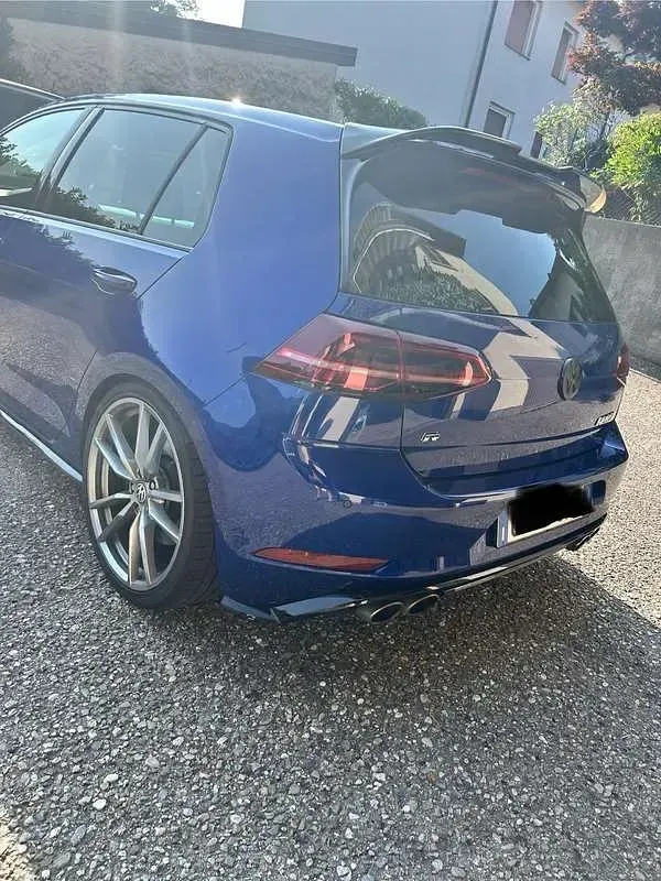 Usata VW Golf VII R 300 CV (220 kW) 2019 Blu/azzurro Berlina