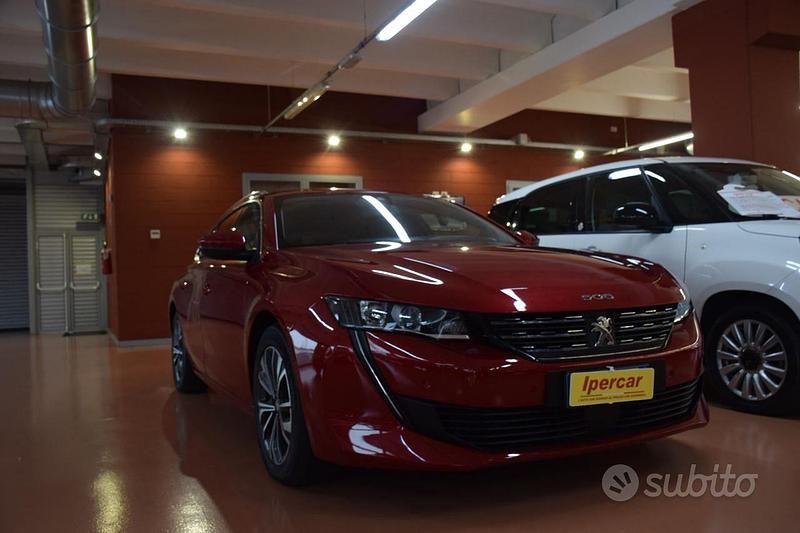 Usata Peugeot 508 Allure 131 CV (96 kW) 2019 Bordeaux metallizzato Station wagon