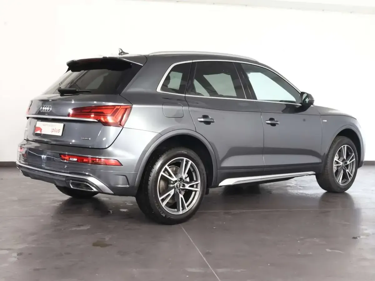 Usata Audi Q5 S-Line 204 CV (150 kW) 2024 Grigio daytona perlato SUV