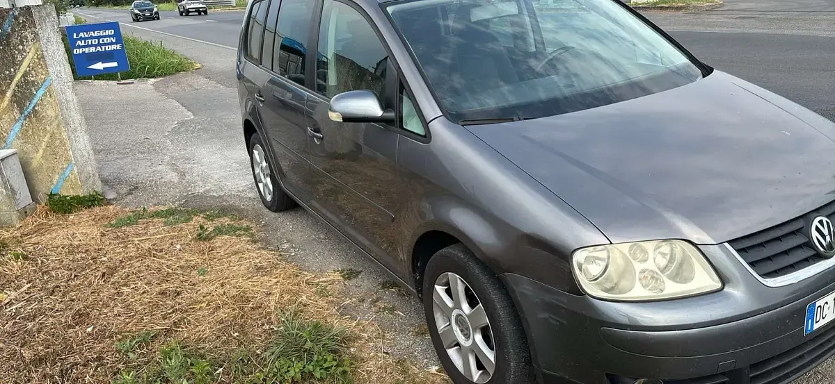 Usata VW Touran Conceptline 109 CV (80 kW) 2009 Monovolume