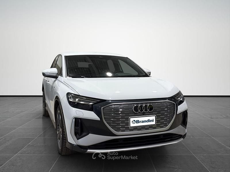 Usata Audi Q4 Sportback e-tron S-Line 150 kW (204 CV) 2023 Bianco SUV