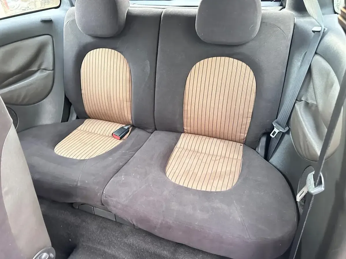 Usata Lancia Ypsilon 75 CV (55 kW) 2007 Oro Utilitaria