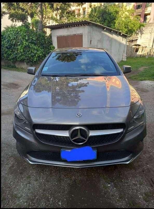 Usata Mercedes CLA200 Shooting Brake 136 CV (100 kW) 2018 Grigio Station wagon