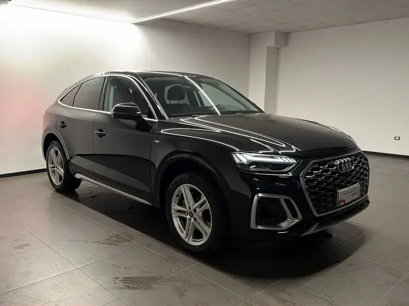 Usata Audi Q5 Sportback S-Line 204 CV (150 kW) 2023 Nero SUV