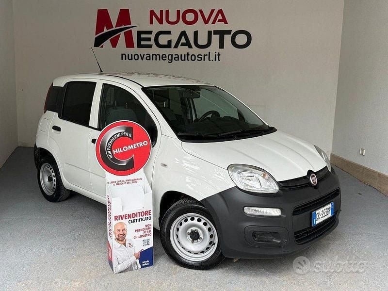 Usata Fiat Panda 70 CV (51 kW) 2022 Grigio Utilitaria