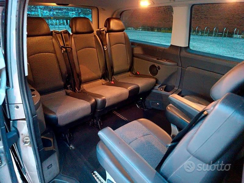 Usata Mercedes Viano 163 CV (119 kW) 2011 Marrone Monovolume