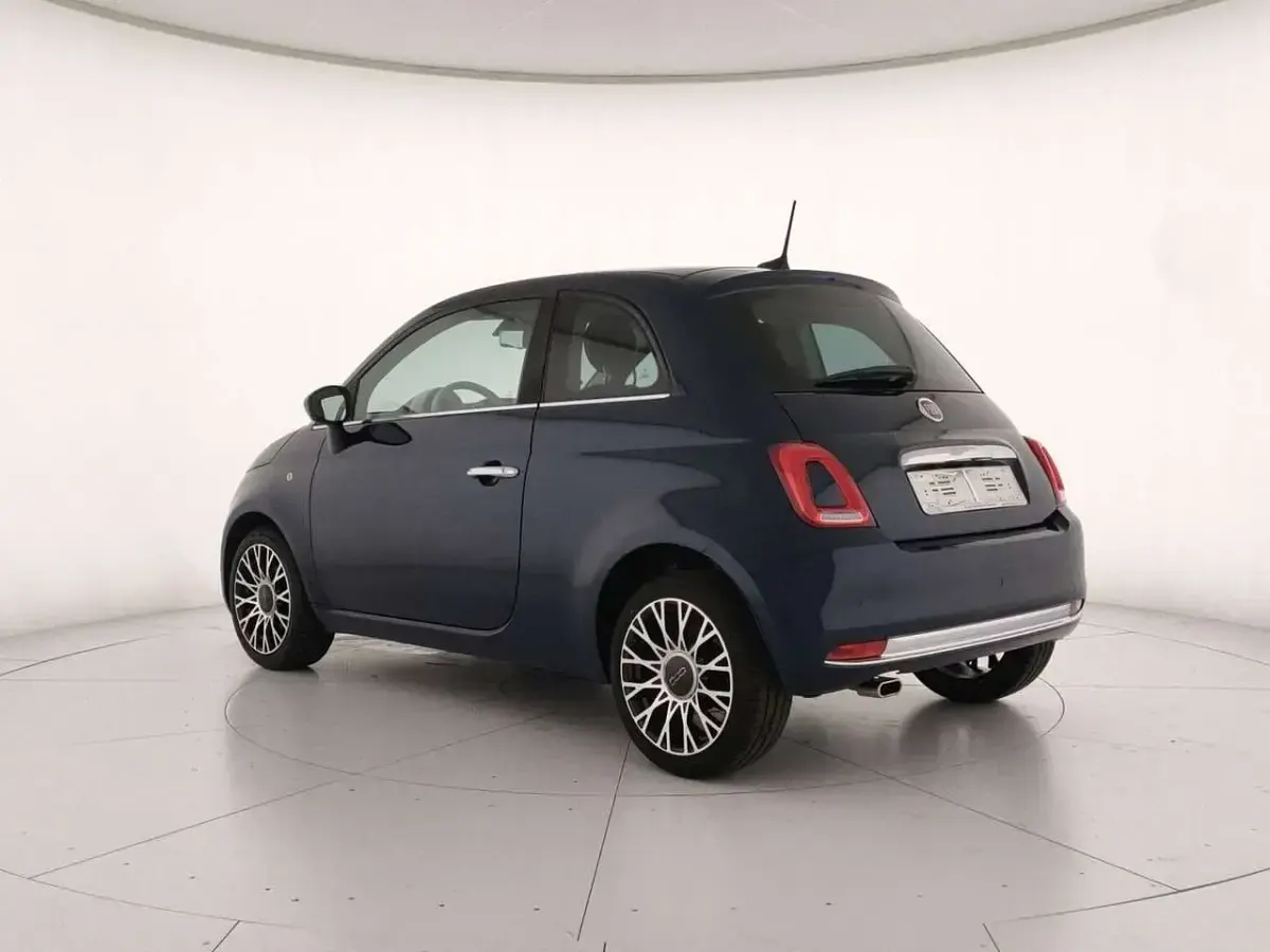 Usata Fiat 500 Dolcevita 69 CV (50 kW) 2023 Bleu Utilitaria