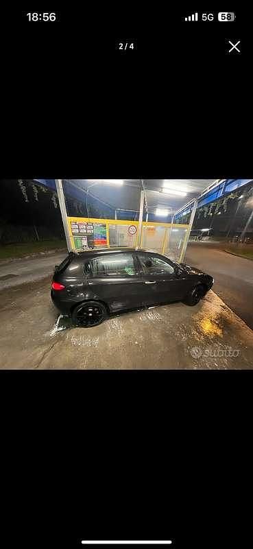 Usata Alfa Romeo 147 120 CV (88 kW) 2006 Utilitaria