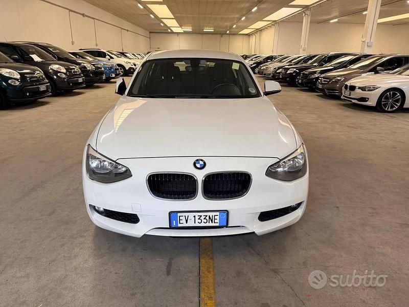 Usata BMW 114 Sport Line 95 CV (69 kW) 2014 Bianco Utilitaria