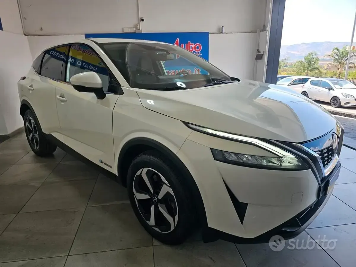 Usata Nissan Qashqai N-Connecta 158 CV (116 kW) 2023 Bianco SUV
