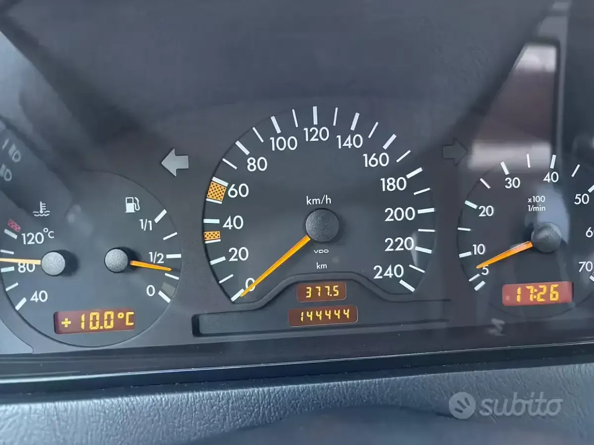 Usata Mercedes C180 122 CV (89 kW) 1997 Berlina