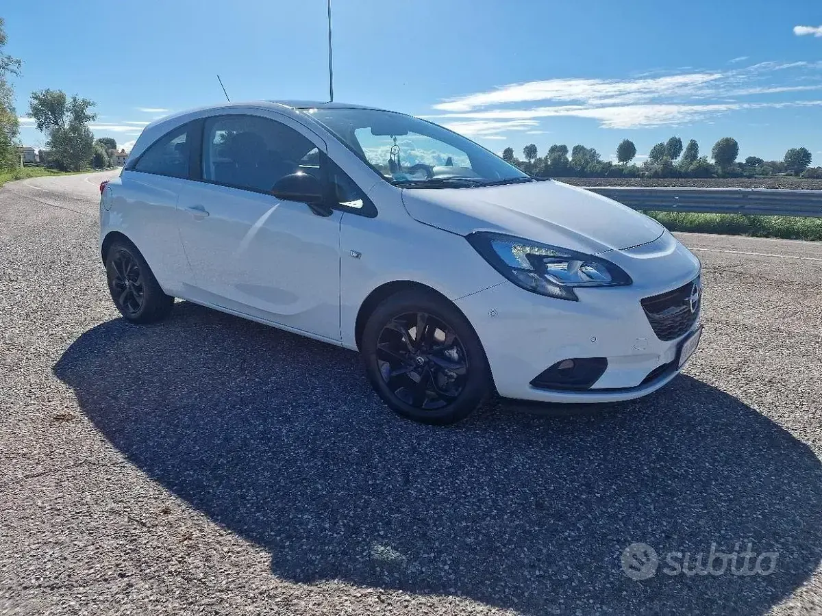 Usata Opel Corsa 95 CV (69 kW) 2015 Bianco Utilitaria