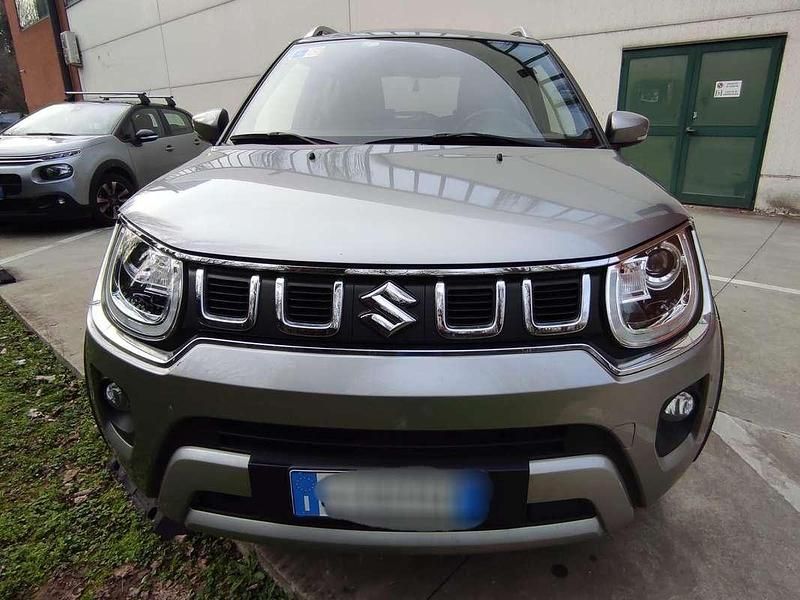 Usata Suzuki Ignis 83 CV (61 kW) 2022 Argento SUV