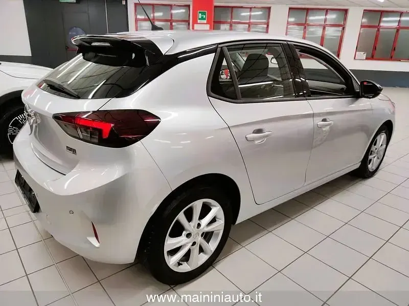 Usata Opel Corsa Edition+ 75 CV (55 kW) 2023 Argento Utilitaria