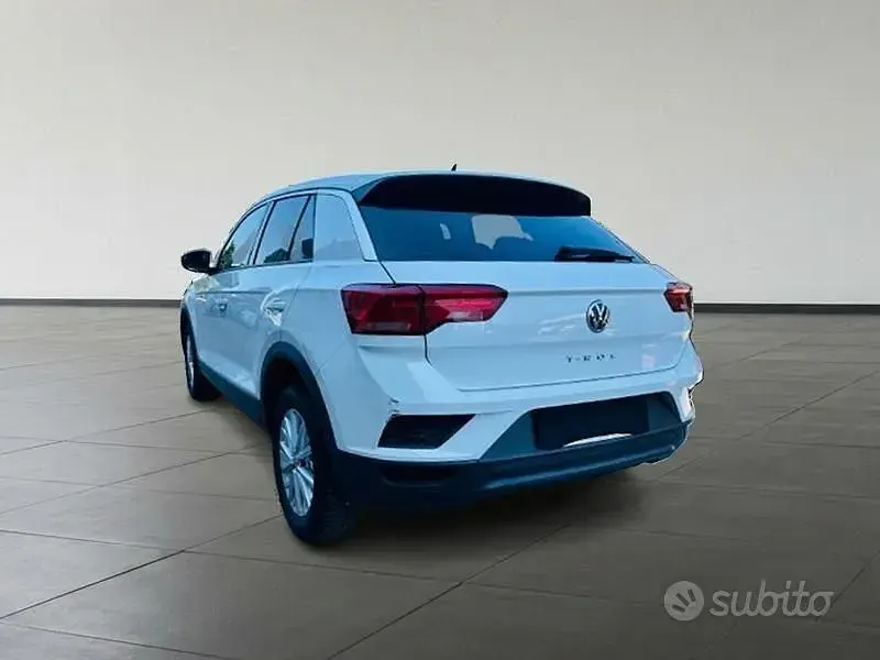 Usata VW T-Roc Business 116 CV (85 kW) 2018 Bianco SUV