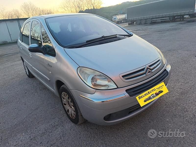 Usata Citroën Xsara 108 CV (79 kW) 2009 Grigio Monovolume