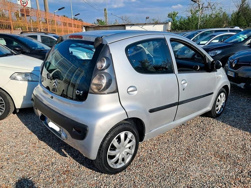 Usata Citroën C1 68 CV (50 kW) 2006 Grigio Utilitaria