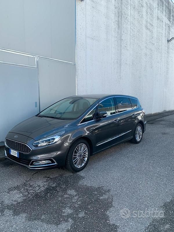 Usata Ford S-MAX Vignale 150 CV (110 kW) 2018 Grigio Monovolume