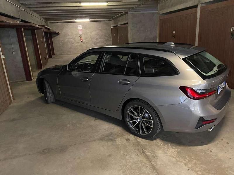 Usata BMW 320 Advantage 190 CV (139 kW) 2022 Beige Station wagon