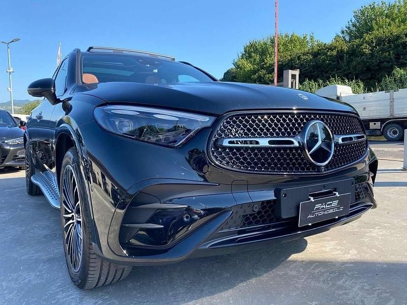 Usata Mercedes GLC300 Premium 269 CV (197 kW) 2023 Nero SUV