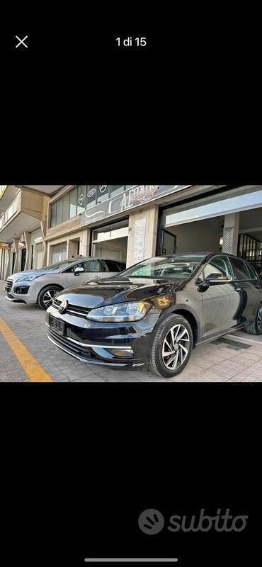 Nero Usata 2017 VW Golf VII Tre volumi | 15.000 € (Molto cara) - Immagine 1/4
