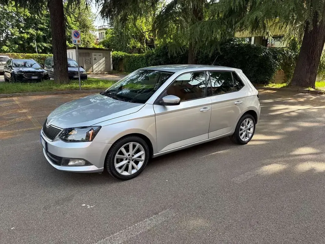 Usata Skoda Fabia Design Edition 75 CV (55 kW) 2017 Berlina