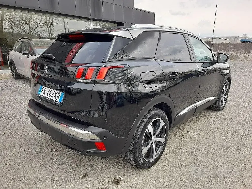 Usata Peugeot 3008 S 131 CV (96 kW) 2018 Nero SUV