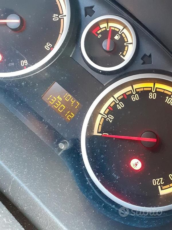 Usata Opel Corsa 2010 Bianco Utilitaria