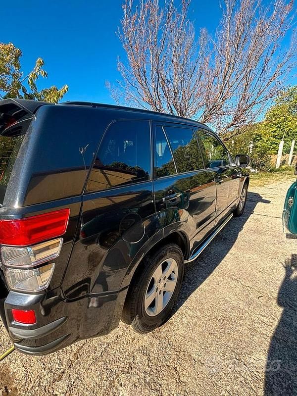 Usata Suzuki Vitara 129 CV (94 kW) 2006 Nero SUV