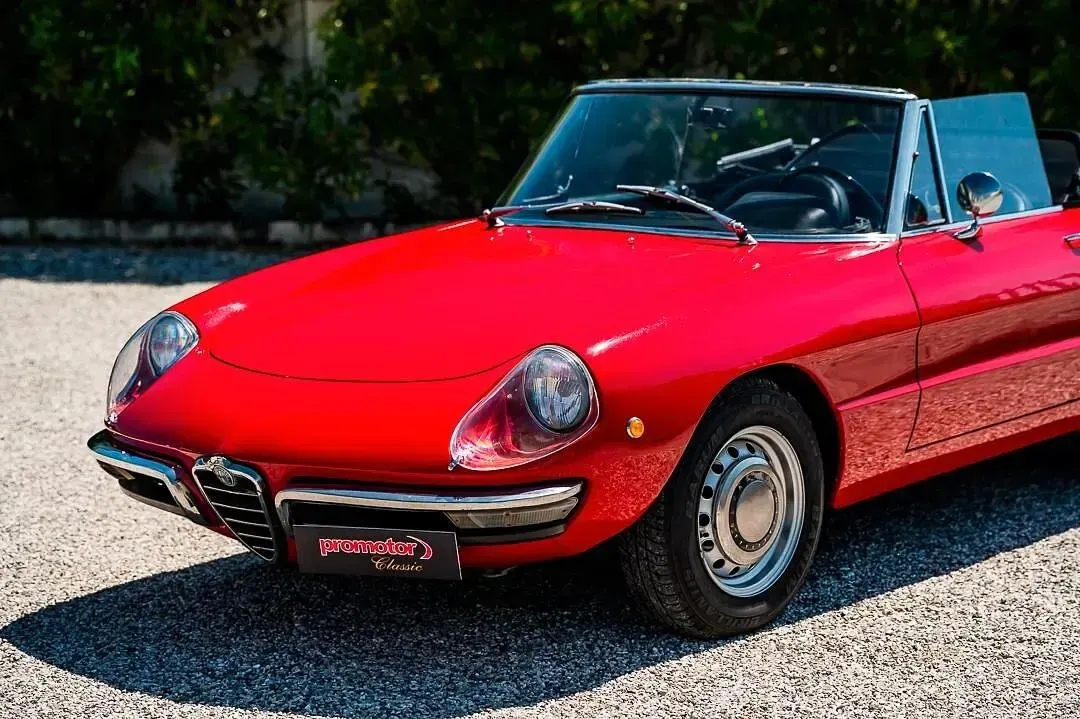 Usata Alfa Romeo GT Junior 88 CV (64 kW) 1969 Rosso Cabrio