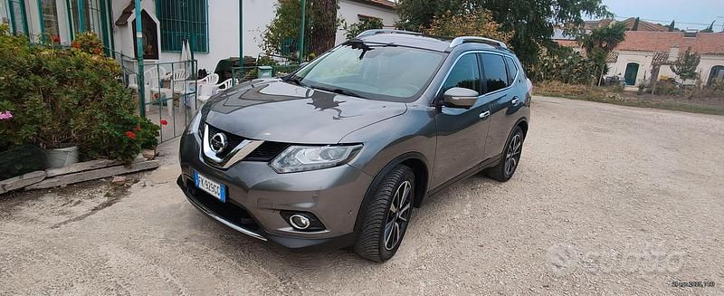 Usata Nissan X-Trail Tekna 2017 Grigio SUV