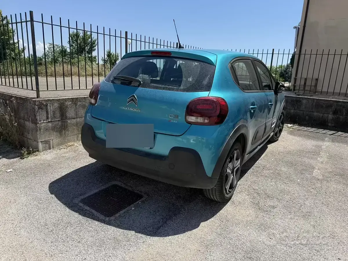 Usata Citroën C3 102 CV (75 kW) 2021 Verde Utilitaria