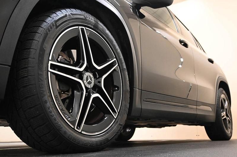 Usata Mercedes GLA200 Premium 149 CV (109 kW) 2023 Nero SUV