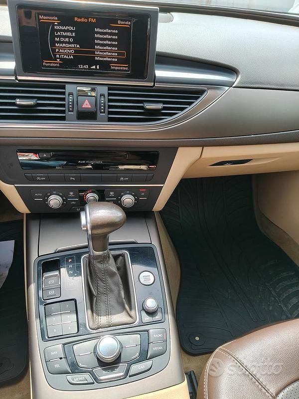 Usata Audi A6 177 CV (130 kW) 2013 Blu Station wagon