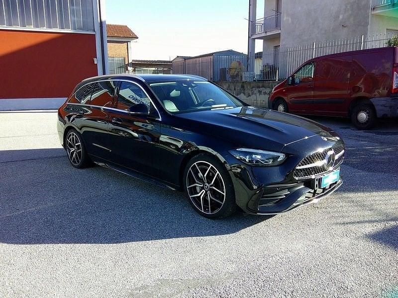 Usata Mercedes C220 Premium Plus 197 CV (144 kW) 2023 Nero Station wagon