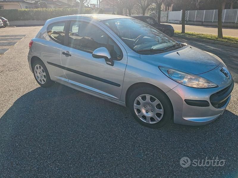 Usata Peugeot 207 Sport 88 CV (64 kW) 2008 Grigio Berlina